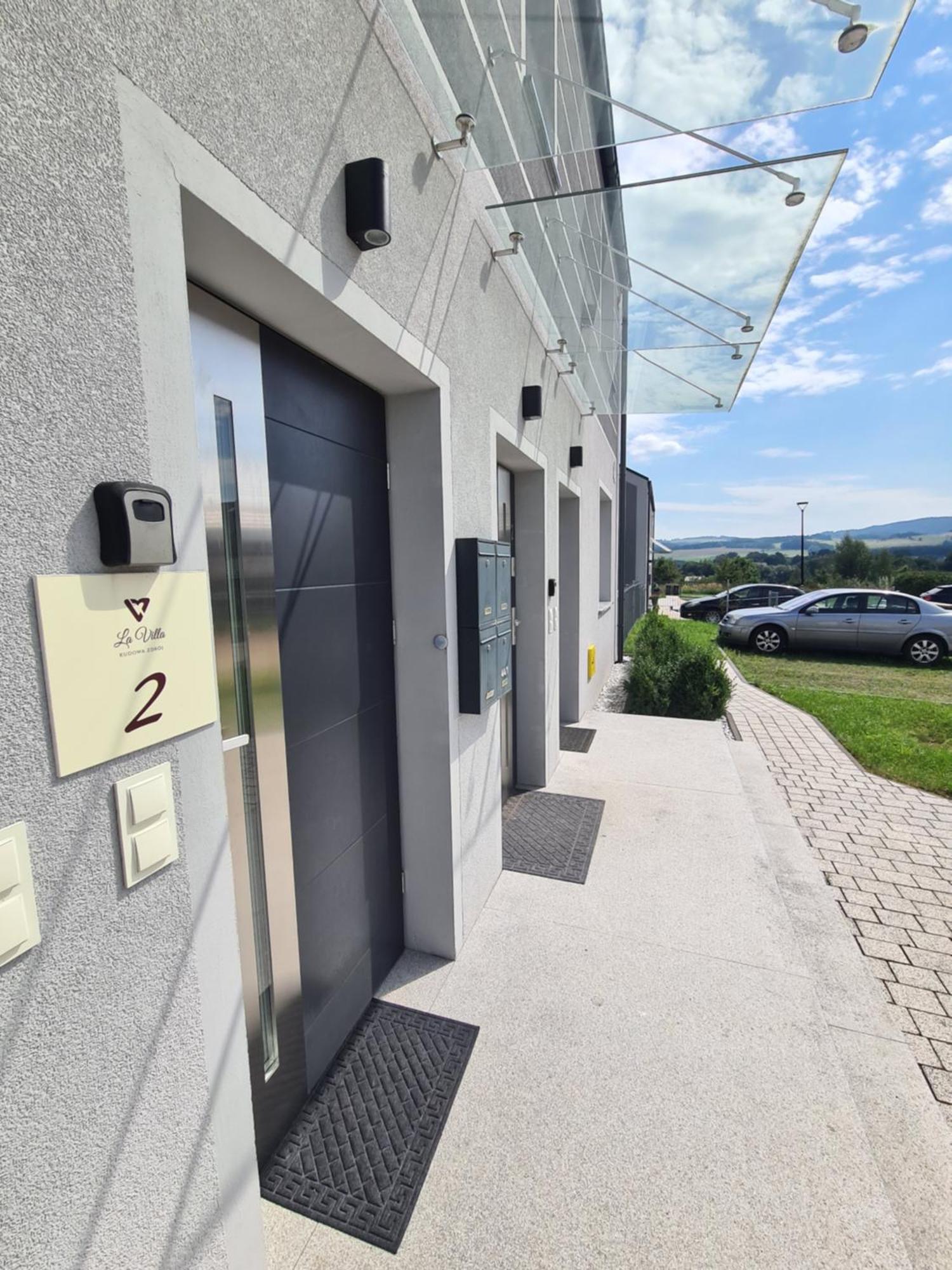 Apartamenty "La Villa" Superior II Z Dwoma Sypialniami, Balkonem, Parkingiem, Blisko Centrum Kudowa-Zdrój Exteriér fotografie
