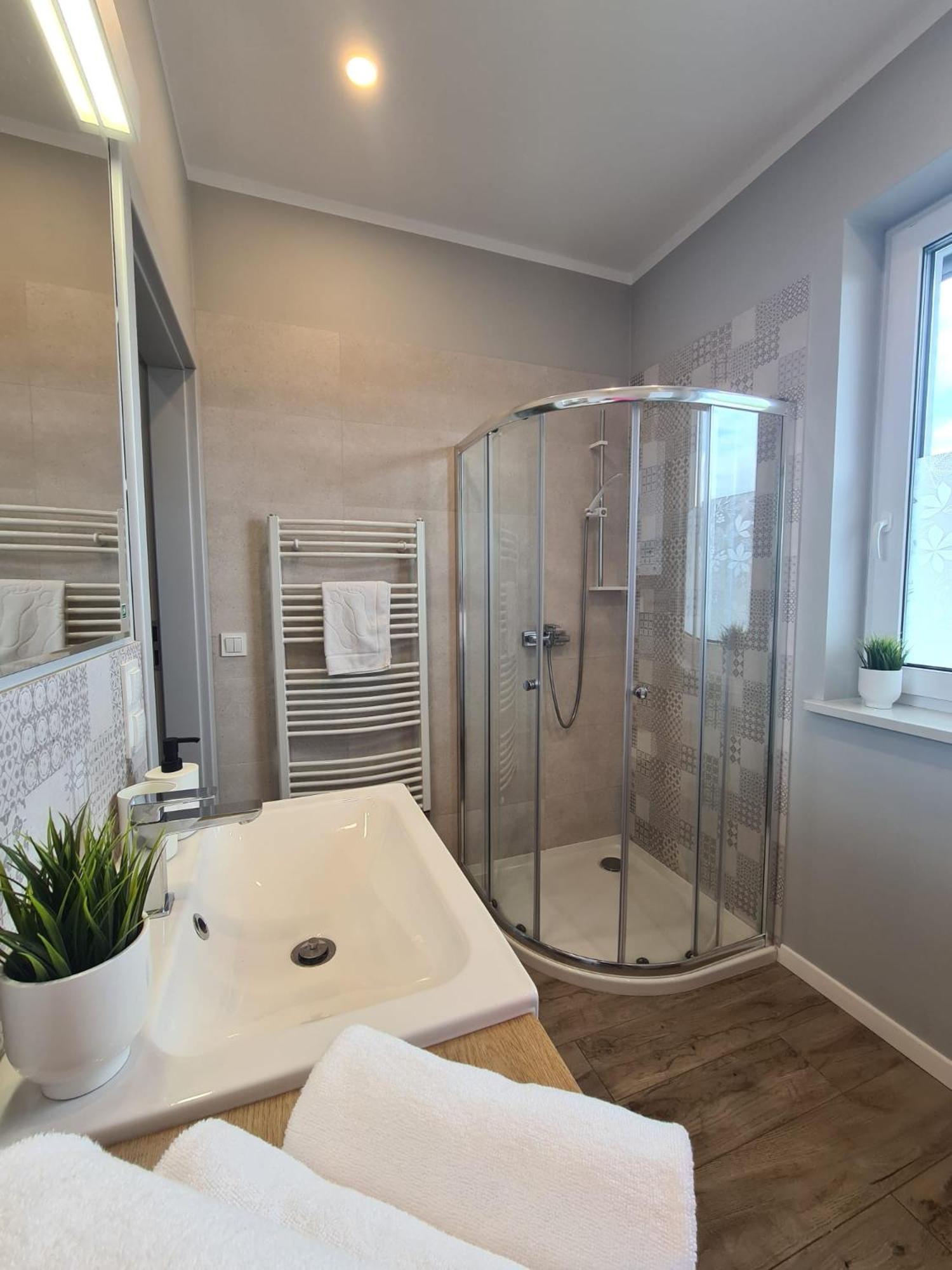 Apartamenty "La Villa" Superior II Z Dwoma Sypialniami, Balkonem, Parkingiem, Blisko Centrum Kudowa-Zdrój Exteriér fotografie