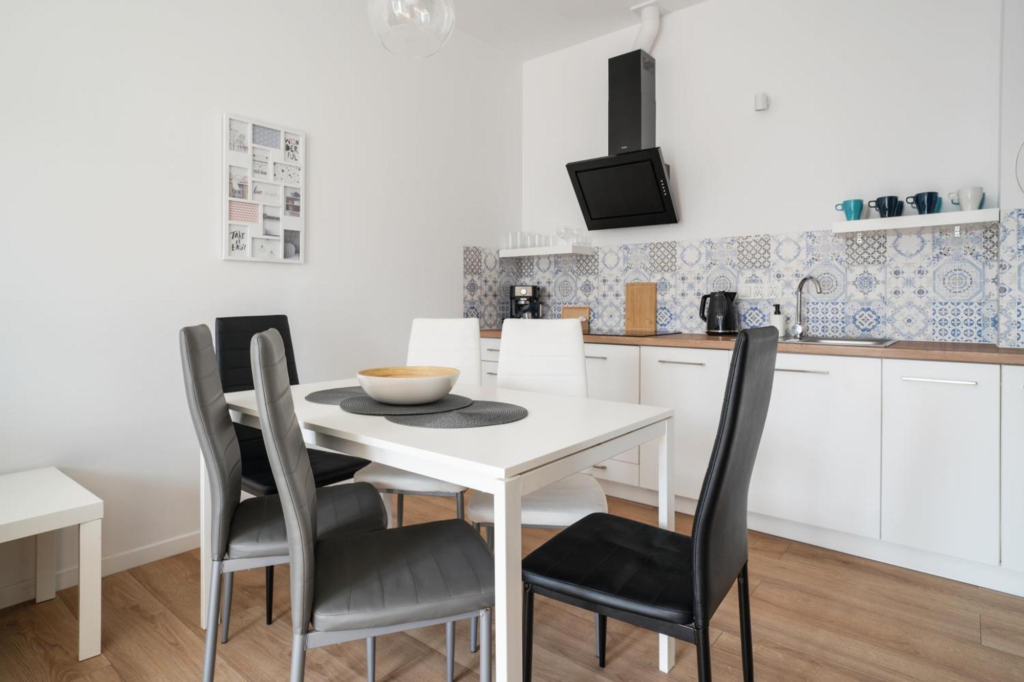 Apartamenty "La Villa" Superior II Z Dwoma Sypialniami, Balkonem, Parkingiem, Blisko Centrum Kudowa-Zdrój Exteriér fotografie